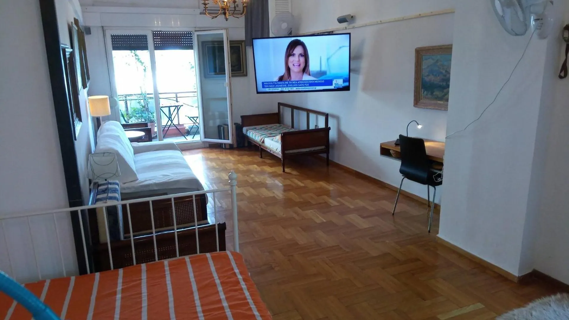Waterfront Apartment With Sea View Helexpo No01 location